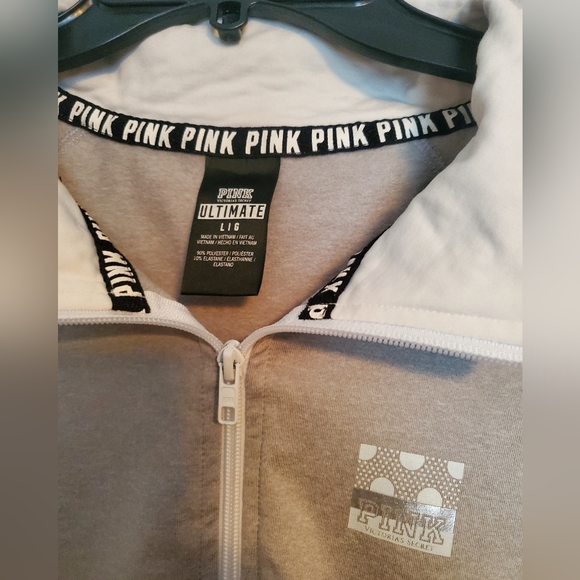 PINK Ultimate Gray Sports Sweater size Large - Picture 2 of 6